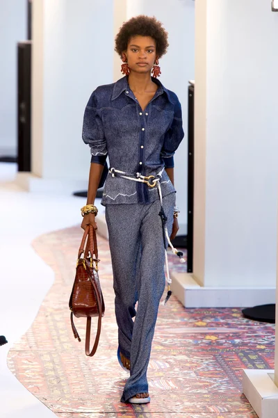 Look 27